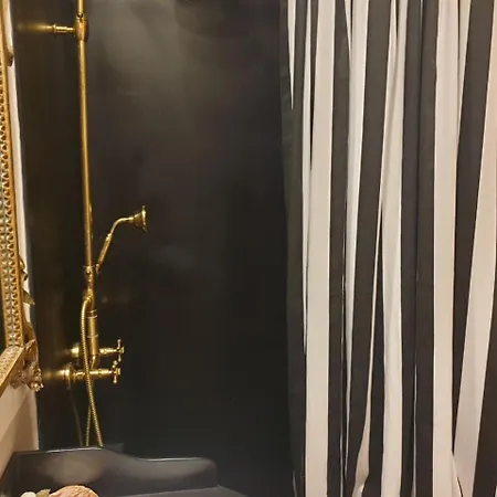 Апартаменты Elegante Poerio Неаполь