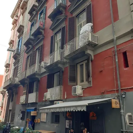 Apartment Elegante Poerio *